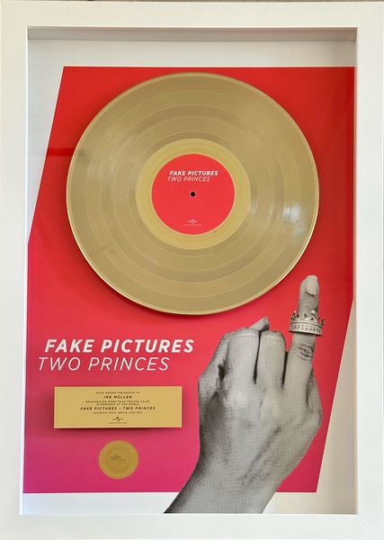 Fake Pictures – Two Princes